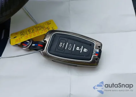 2020 Toyota Rav4 Hybrid Xle from USA, damaged, VIN 2T3RWRFV6LW089618